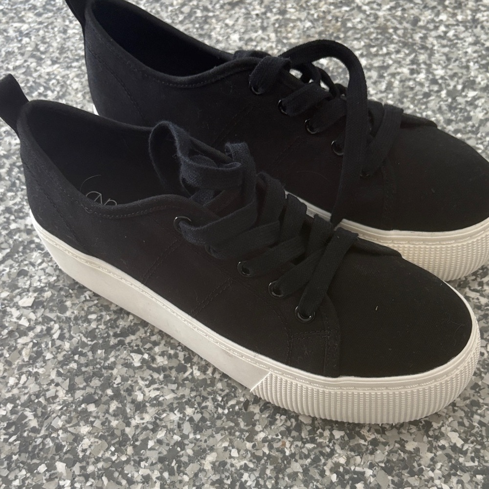 Abound Black and White Women's Sneakers